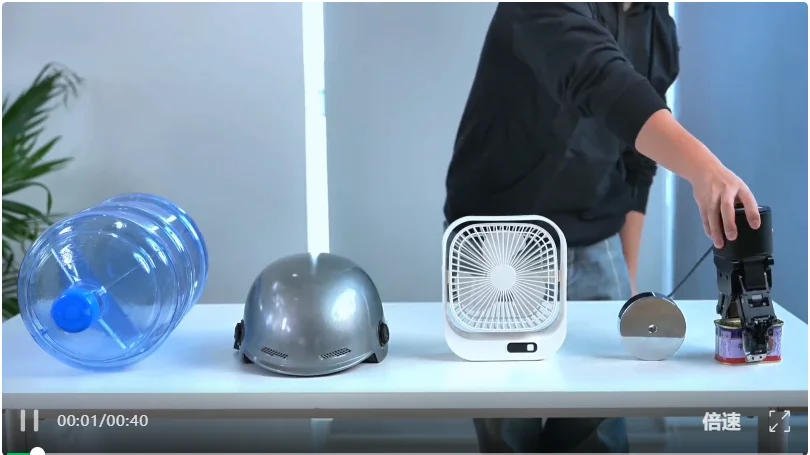 别人都在卷视觉，这家具身公司偏要卷“手感”