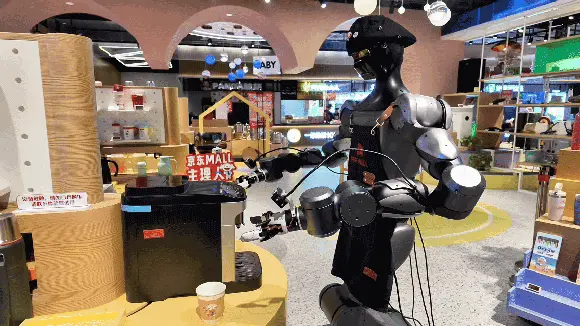 与Generalist顶峰相见，30天狂吸30亿，千寻智能做对了什么？