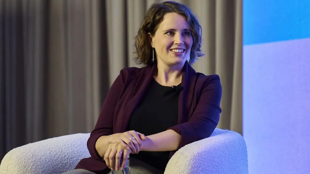 OpenAI 大瓜曝光,Ilya 偷拍 70 页文件实锤奥特曼撒谎