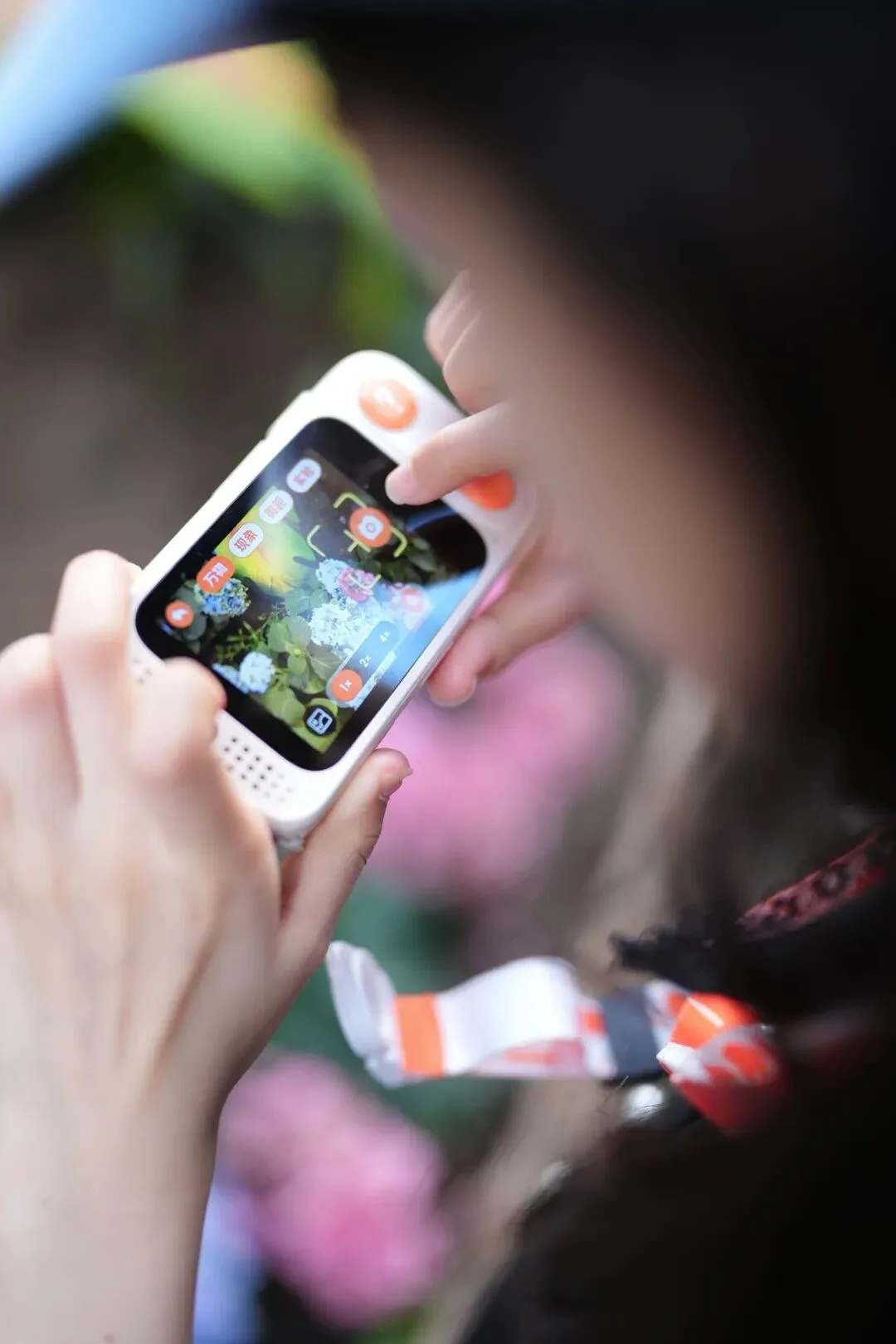 一款好的 AI Native 硬件，硬件只是脚手架，真正壁垒一定是 Agent