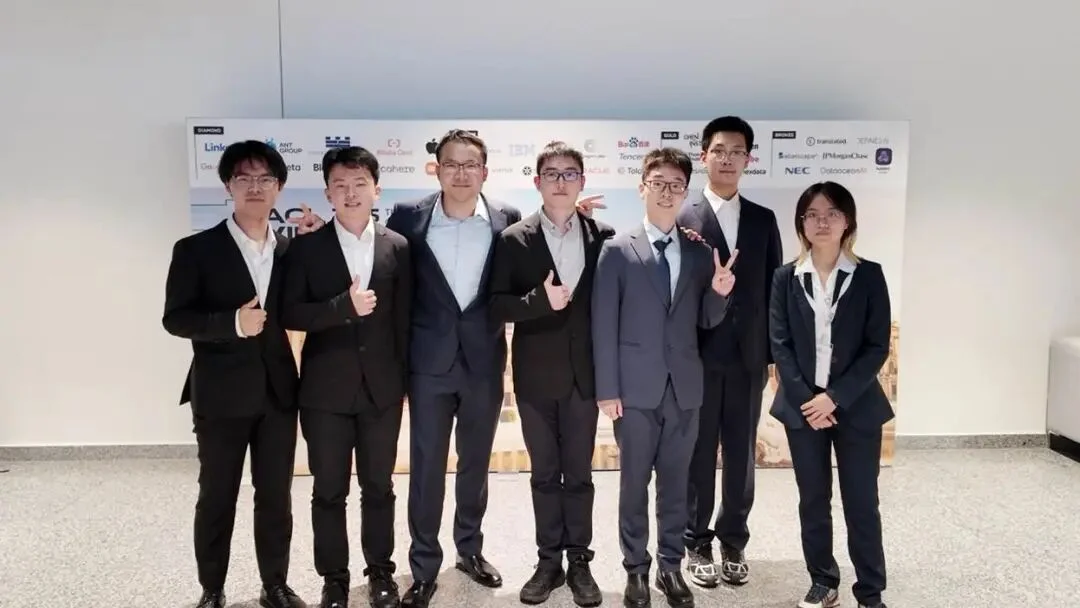 04年北大「小天才」押注世界基座模型，要造中国版Neo Lab｜对话逆矩阵陈博远