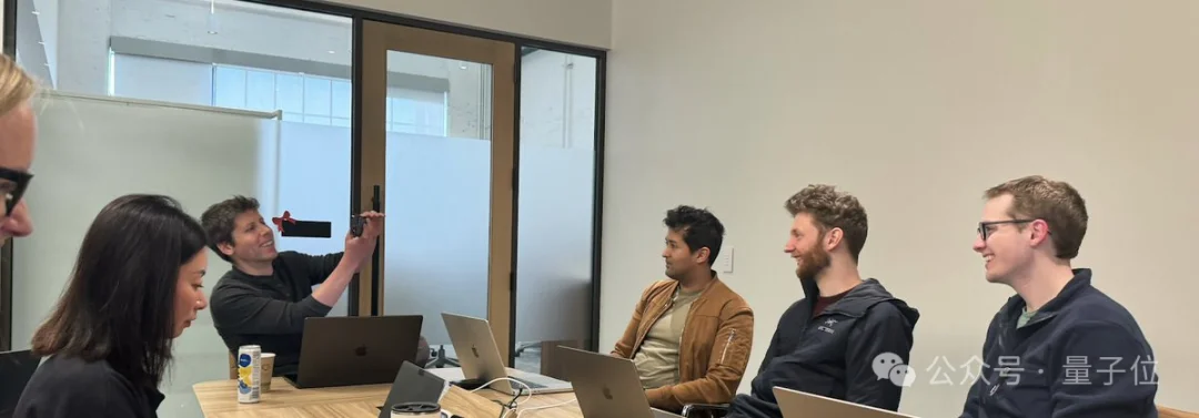 Sora之父跑路!OpenAI一日流失三高管,资本还密谋换掉奥特曼