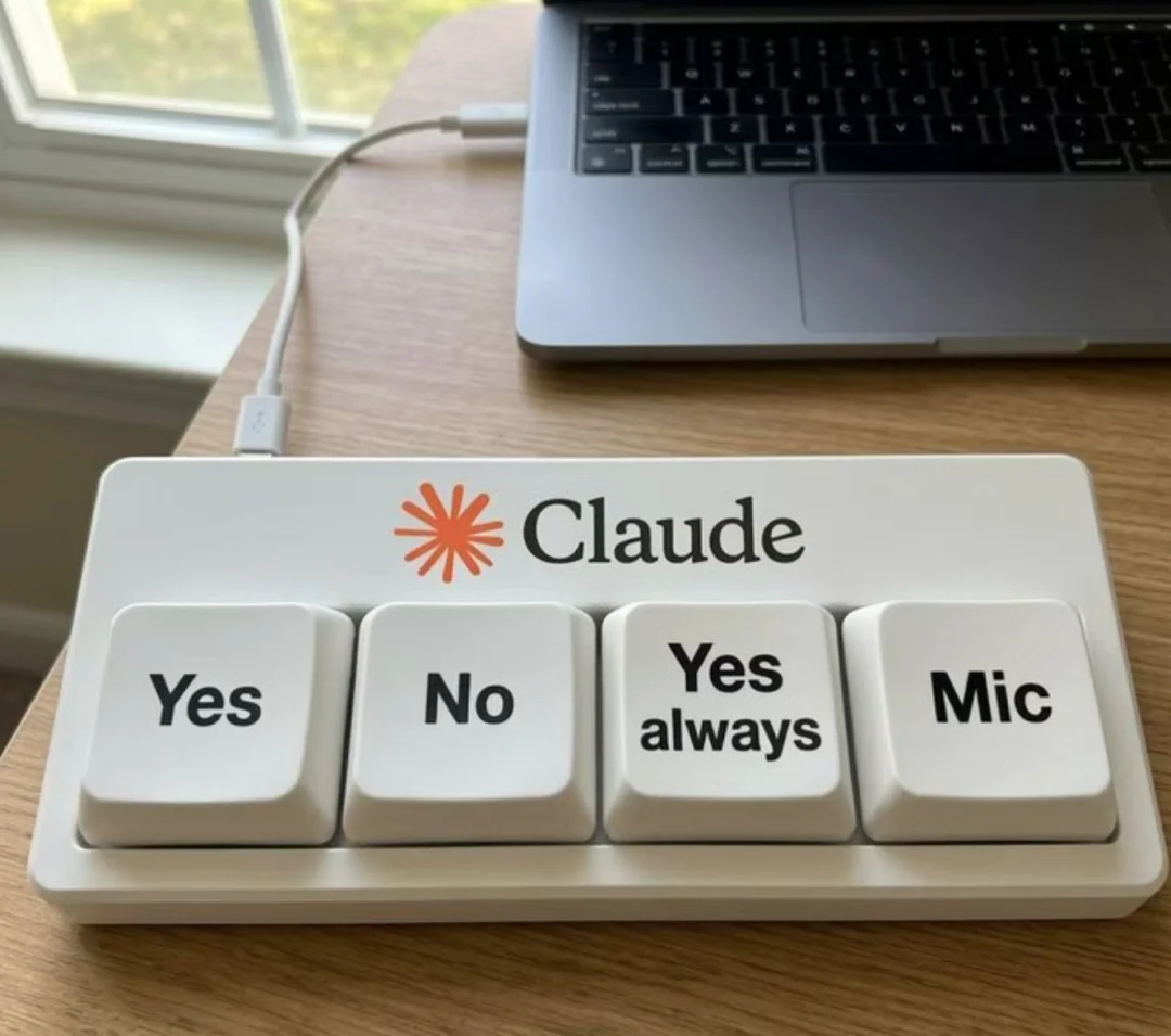 全世界程序员,都在偷偷给Claude搓硬件
