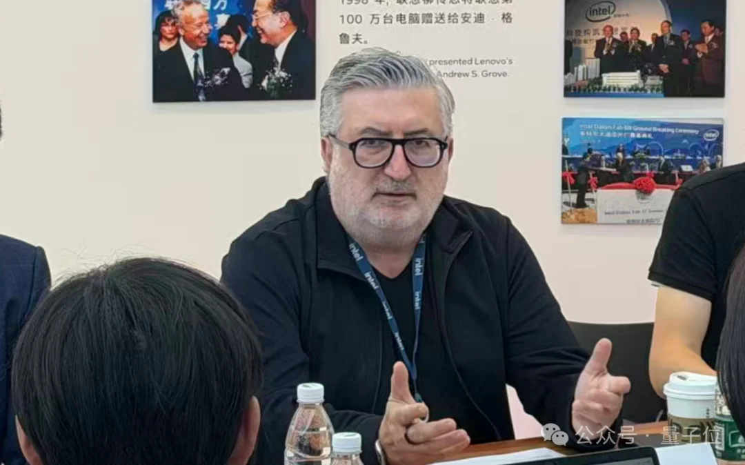 英特尔：CPU的痛就像送外卖